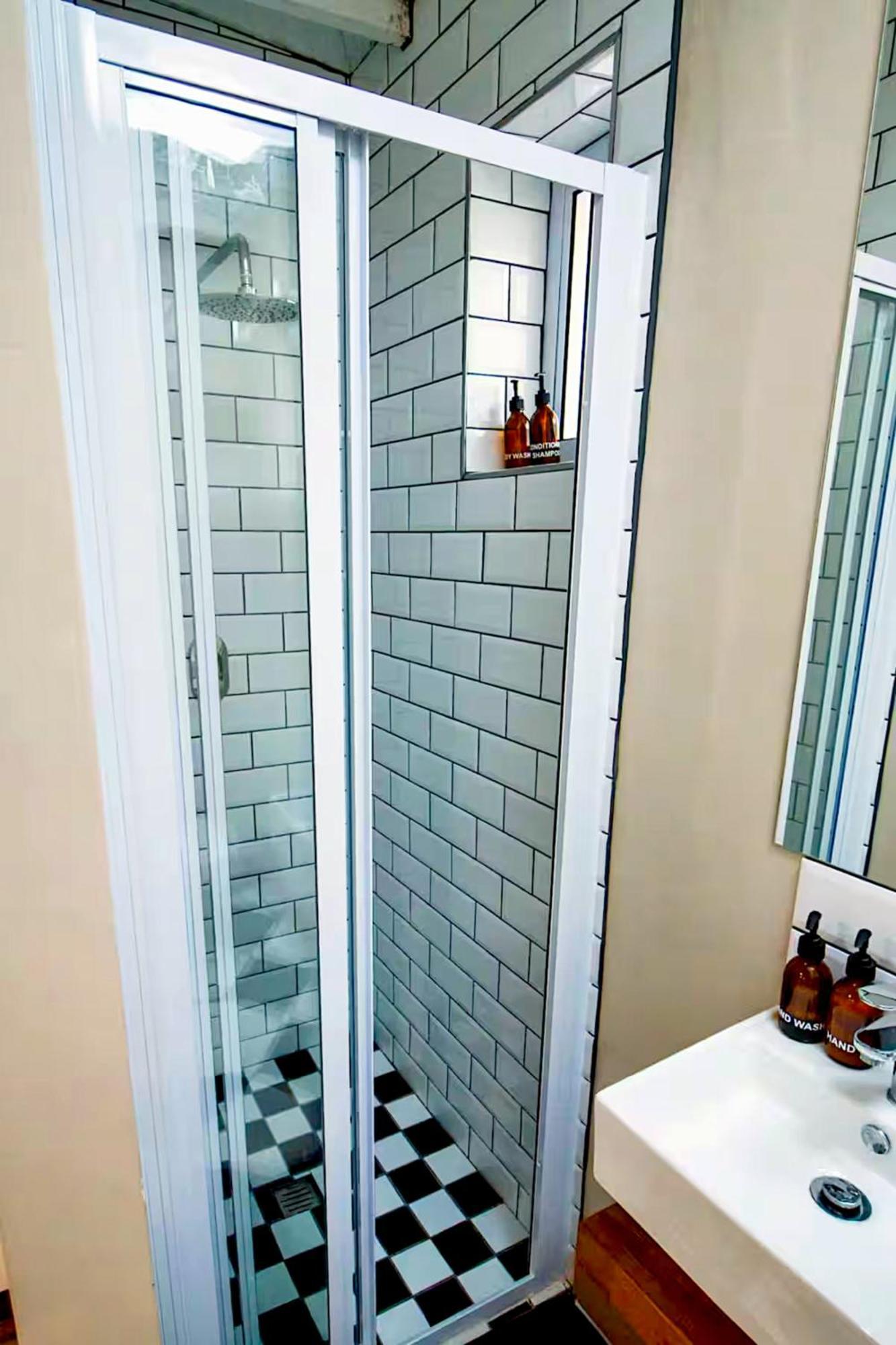 Munro Suites พอร์ตเอลิซาเบธ ภายนอก รูปภาพ